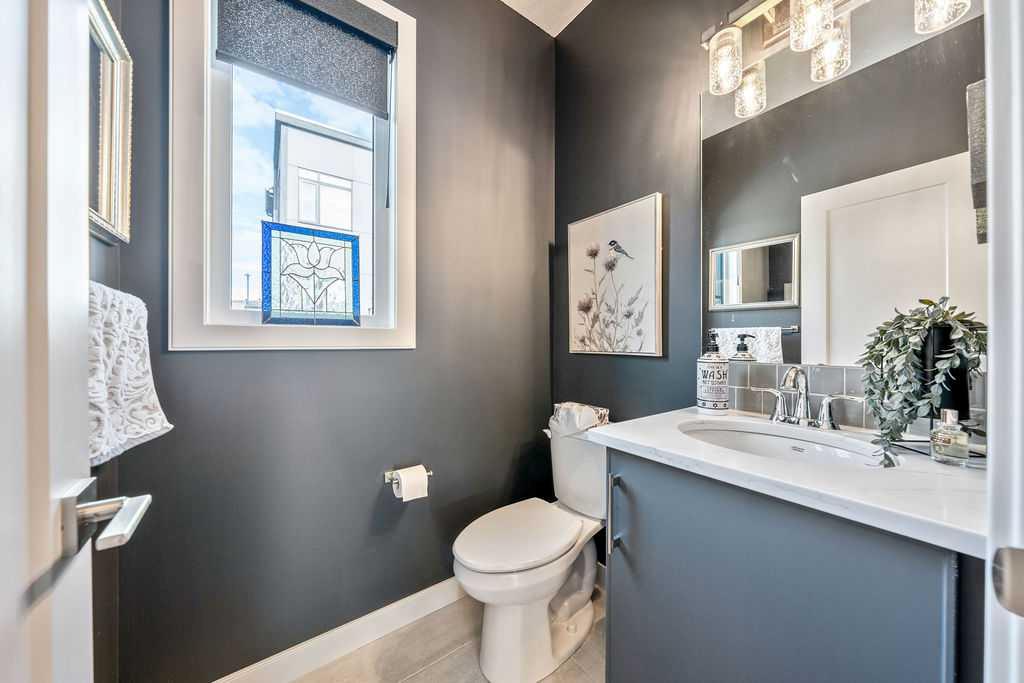 Additional image 5 of 102-81 Greenbriar Place NW, Calgary, AB, T3B 6J1
