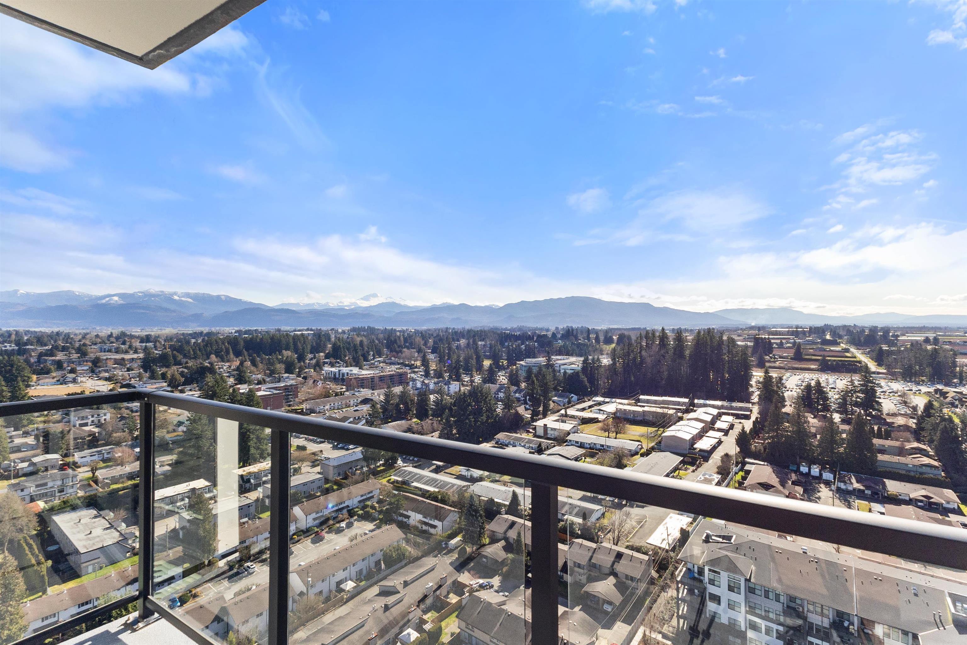2206-2180 Gladwin Road, Abbotsford, BC, V2S 0H4