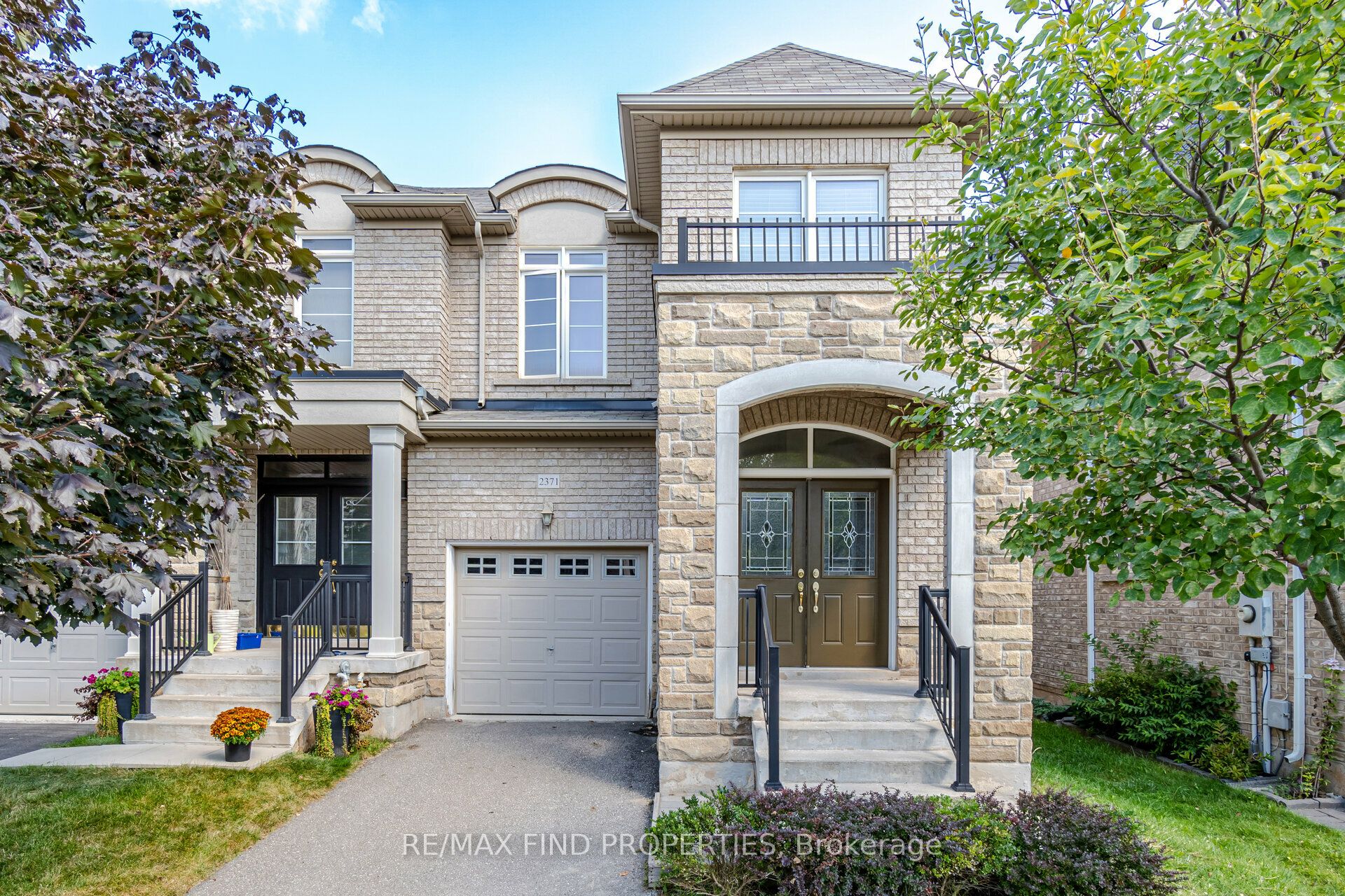 2371 Baronwood Drive, Oakville, ON, L6M 0J8