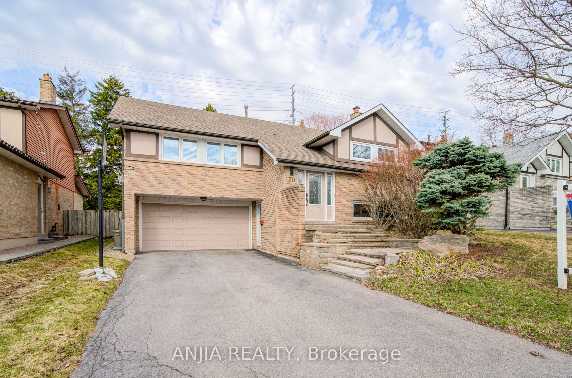 70 Briarwood Road, Markham, ON, L3R 2X3