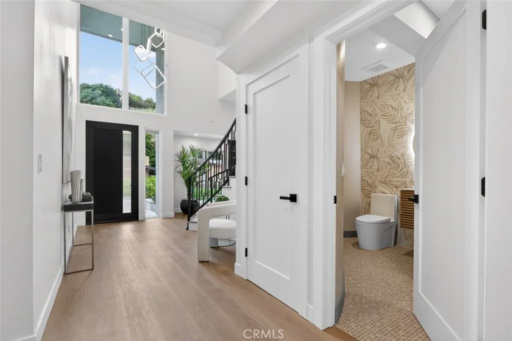 Additional image 87 of 17064 Escalon Drive, Encino, CA 91436