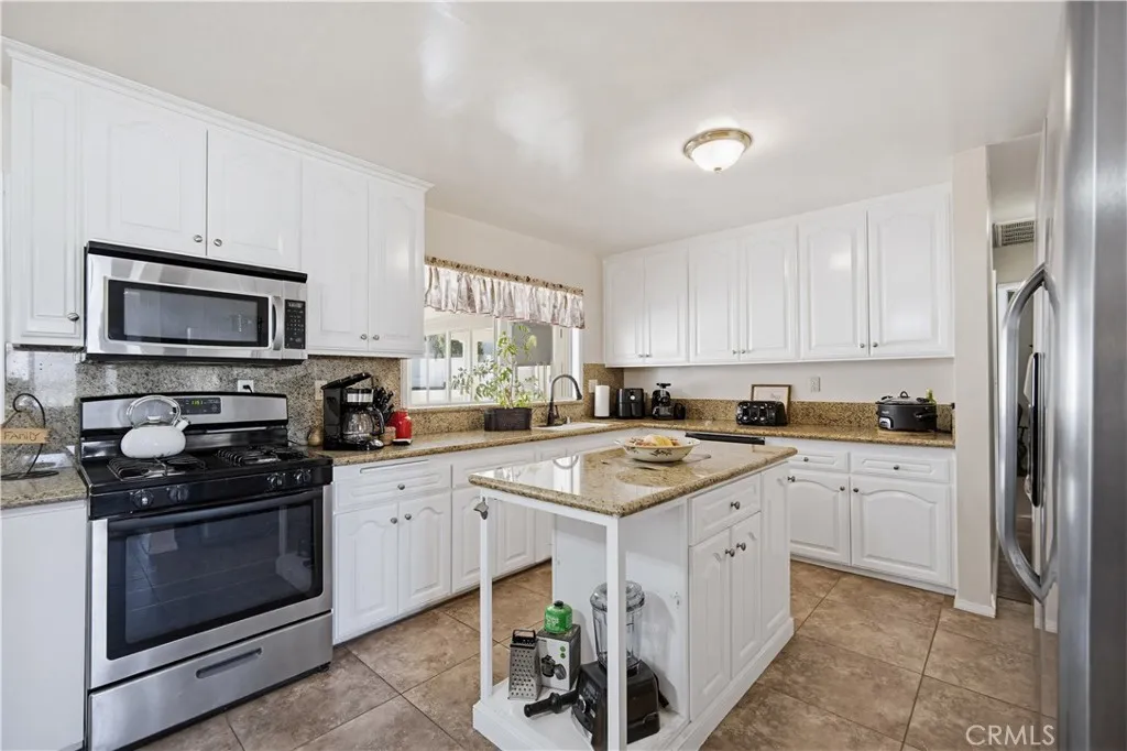 Additional image 24 of 1090 4th St, Norco, CA 92860