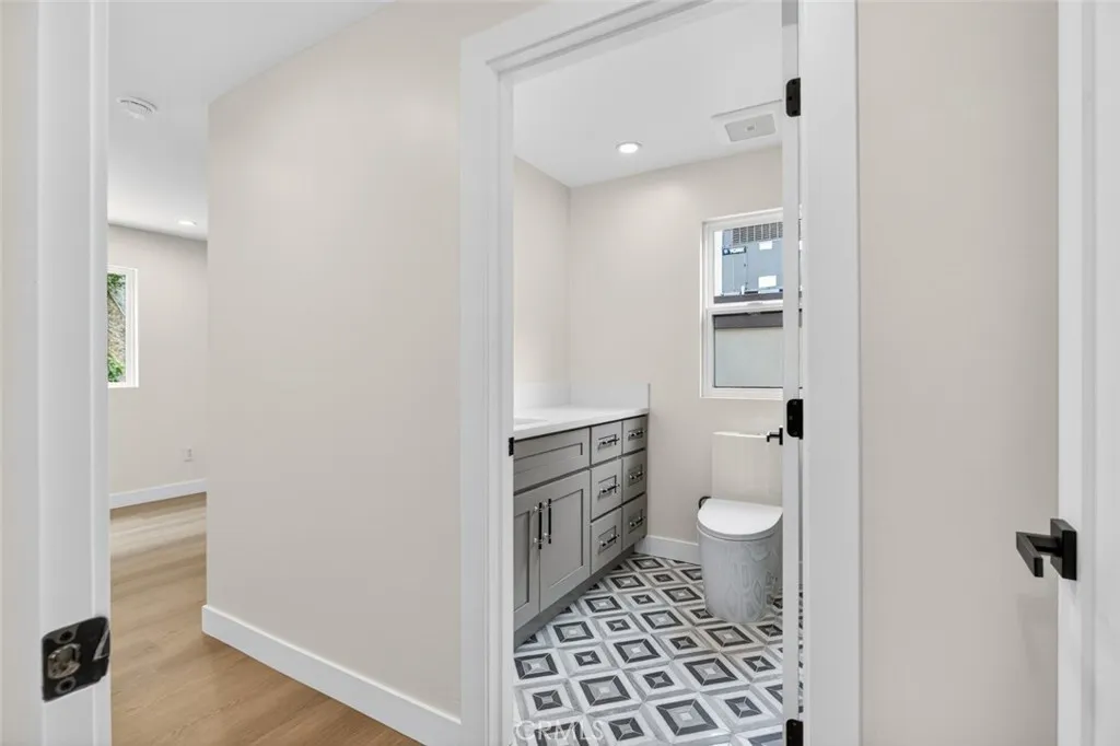 Additional image 104 of 17064 Escalon Drive, Encino, CA 91436