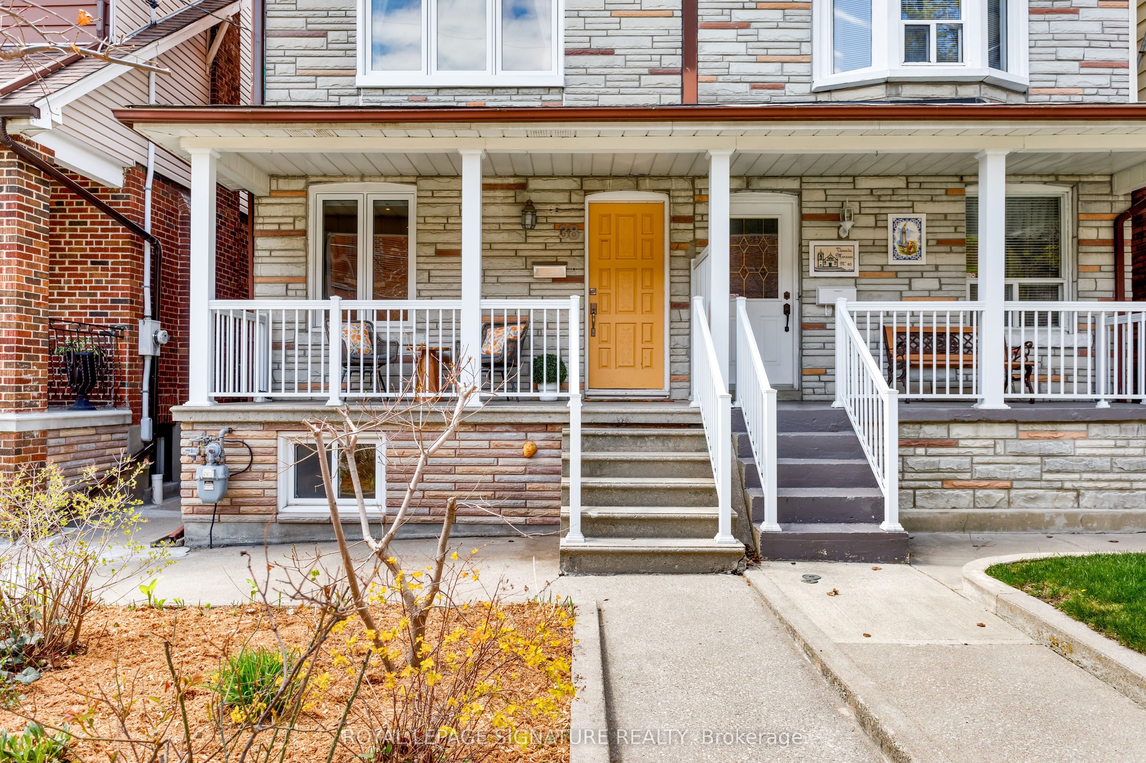 38 Wiltshire Avenue, Toronto, ON, M6N 2V9