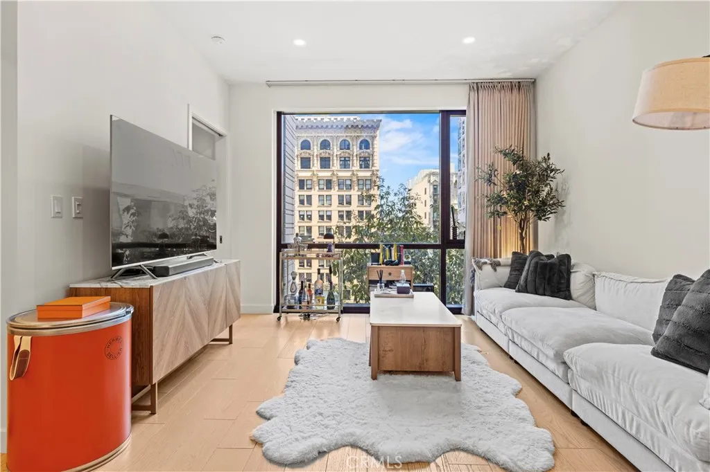 Additional image 31 of 400 S Broadway Unit 928, Los Angeles, CA 90013