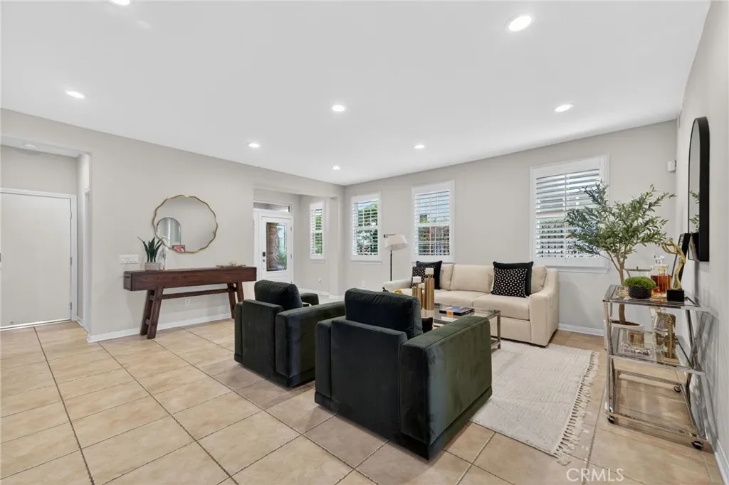 Additional image 5 of 20800 Campania Ln, Porter Ranch, CA 91326