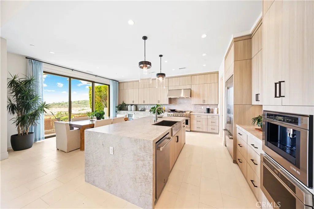 Additional image 61 of 137 Prestigo, Irvine, CA 92602