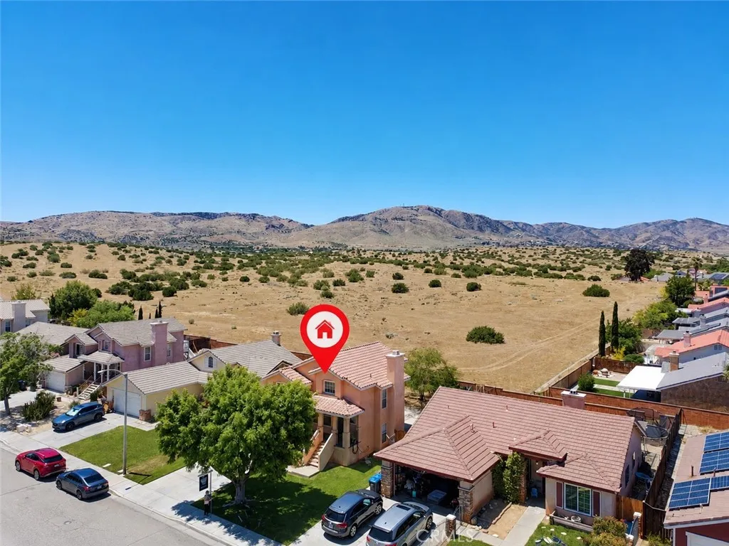 37001 Zinnia Street, Palmdale, CA 93550