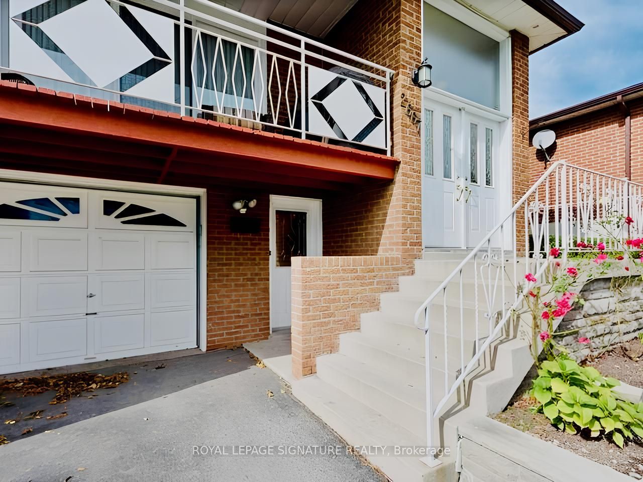 Lower-2667 Sherhill Drive, Mississauga, ON, L5J 3Z2