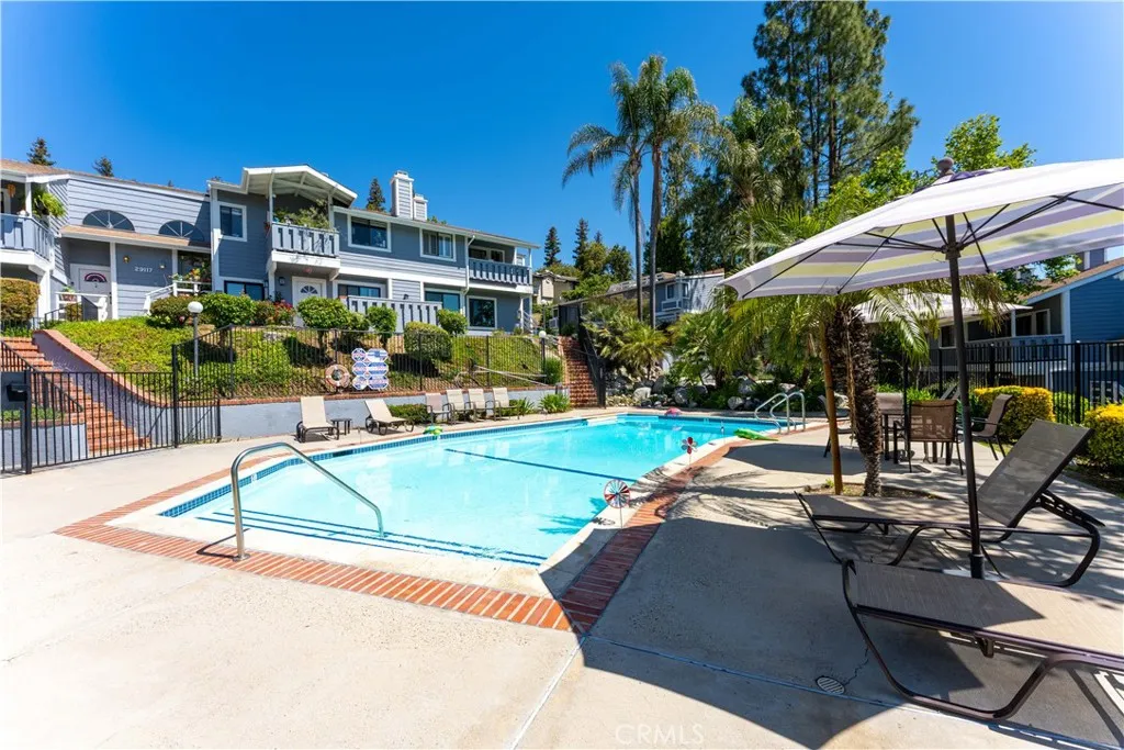 29123 Thousand Oaks Blvd Unit C, Agoura Hills, CA 91301