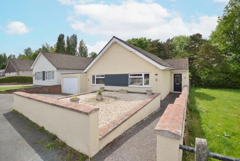 Holsom Close, Stockwood, Bristol BS14