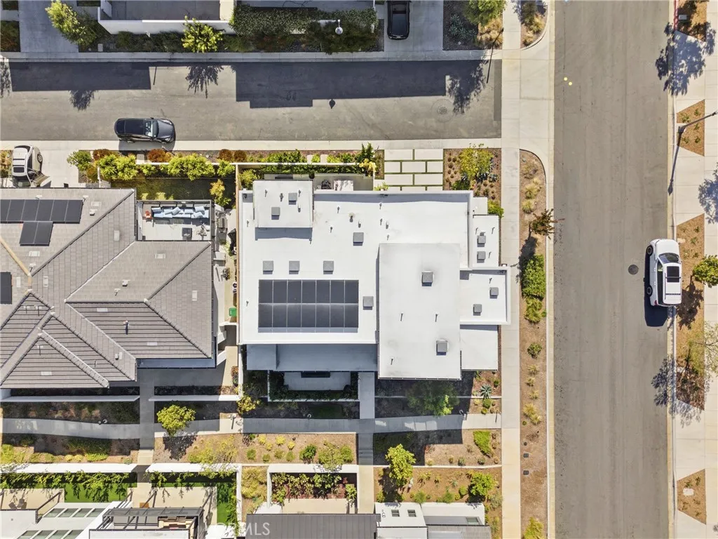 Additional image 118 of 124 Chant, Irvine, CA 92618