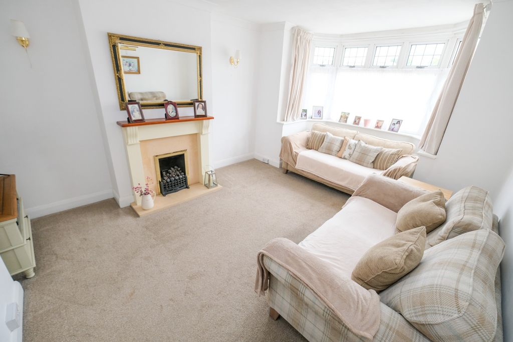 Additional image 2 of 3 bed semi-detached house for saleTubbenden Lane, Orpington BR6