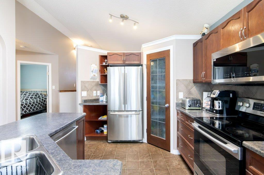 Additional image 4 of 6103 5 Avenue SW, Edmonton, AB, T6X0E8