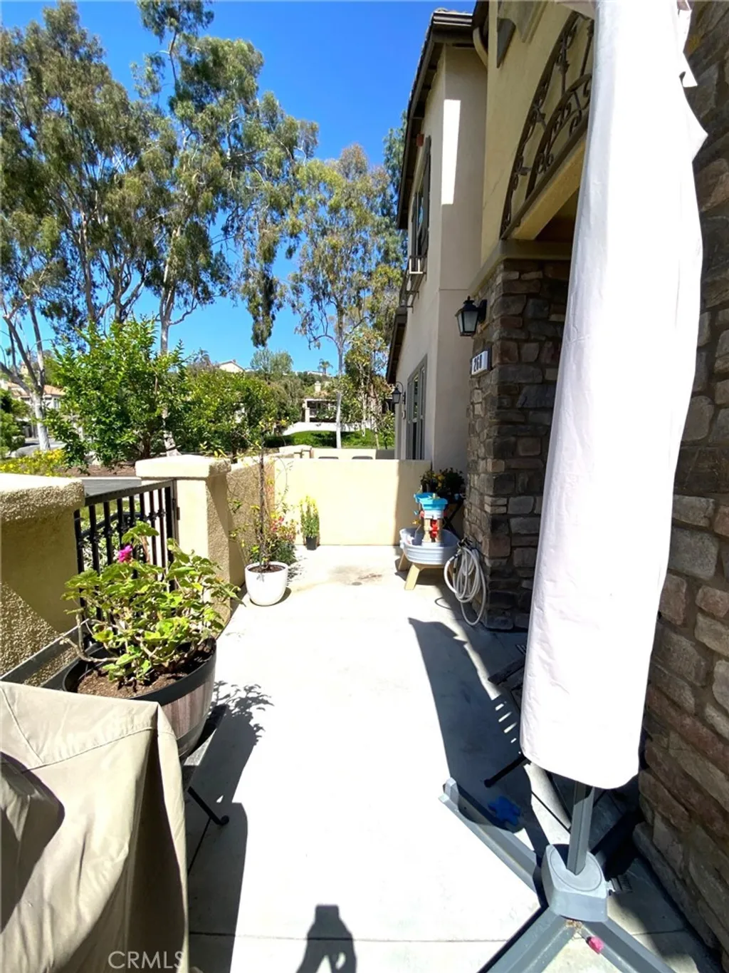 268 S Auburn Heights Ln, Anaheim Hills, CA 92807
