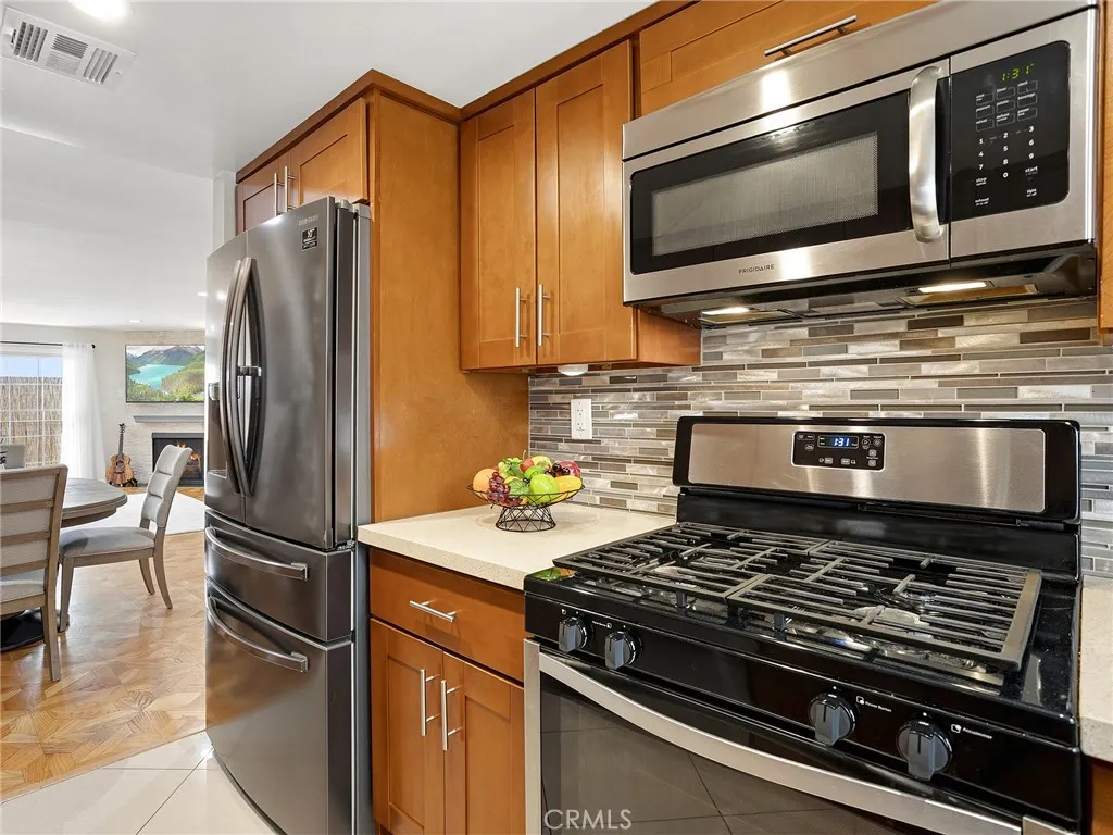 Additional image 8 of 557 E San Jose Avenue Unit 7, Burbank, CA 91501