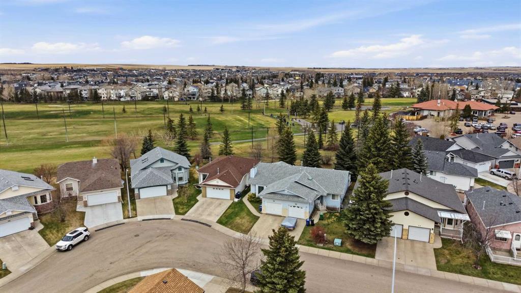 Additional image 5 of 38 Woodside Close, Airdrie, AB, T4B 2C8