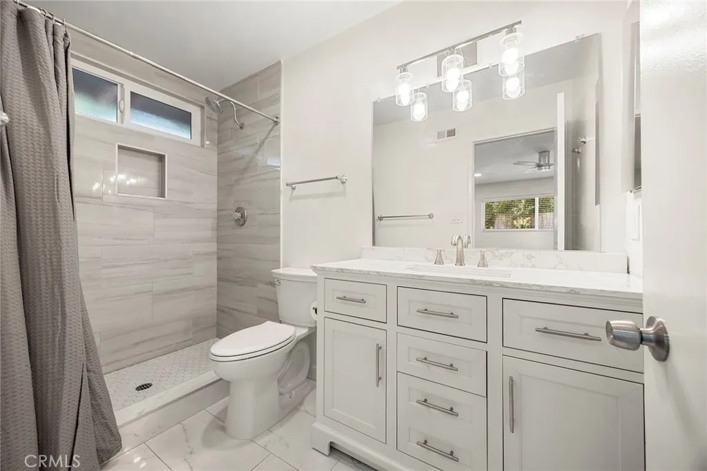 Additional image 12 of 369 San Juan Way, La Canada Flintridge, CA 91011