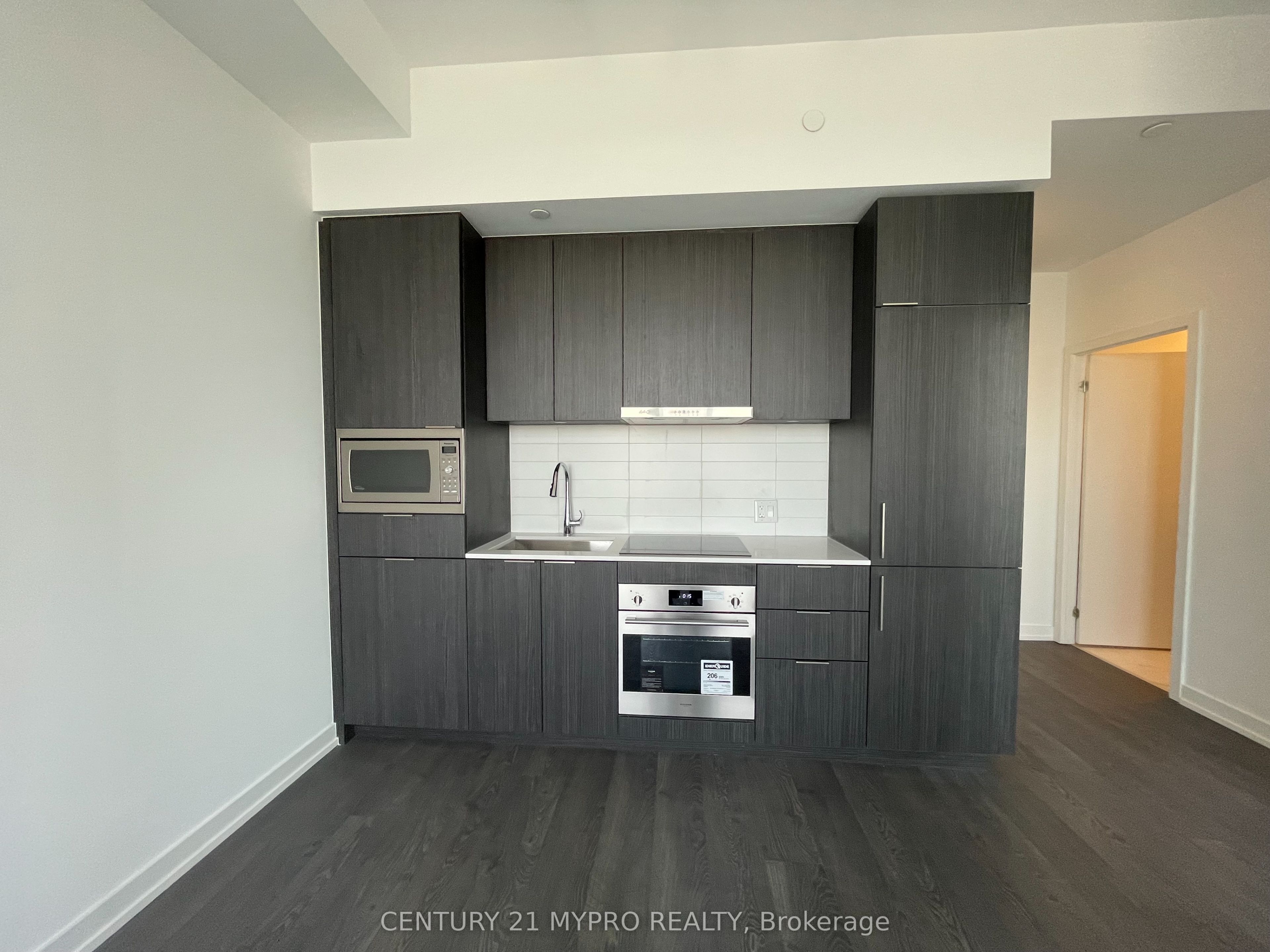 Additional image 4 of S1908-8 Olympic Garden Drive, Toronto, ON, M2M 0B9