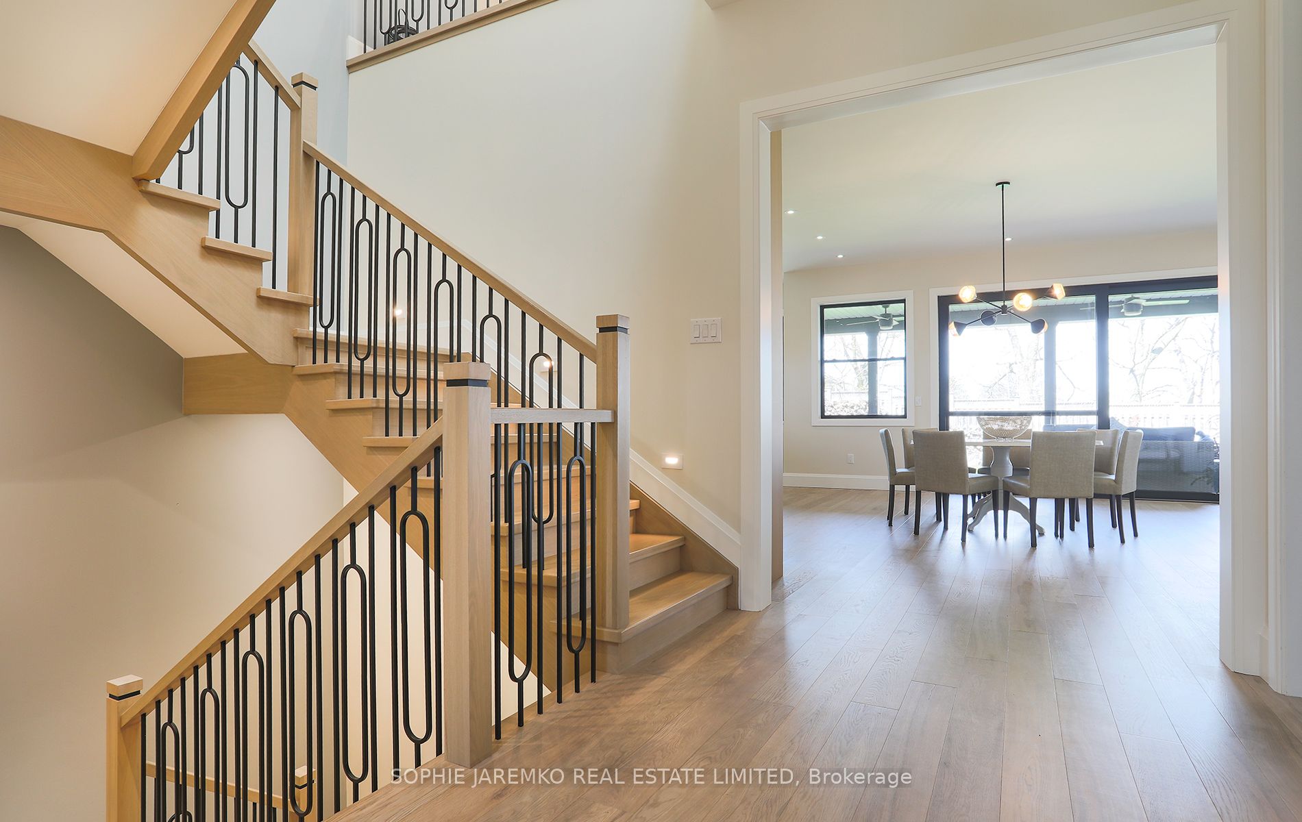 Additional image 4 of 939 Melton Drive, Mississauga, ON, L4Y 1K9