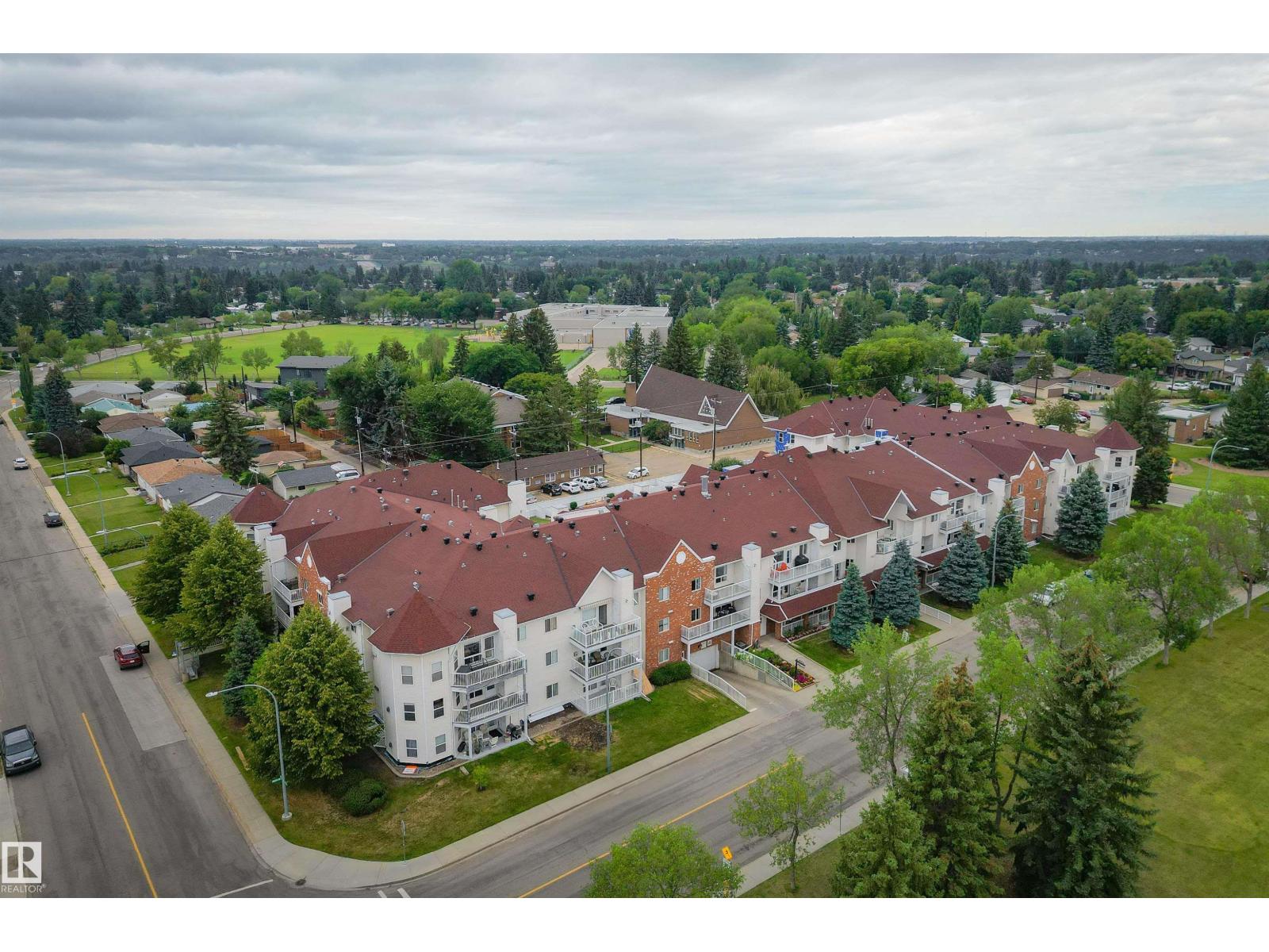 304-6220 Fulton Road NW, Edmonton, AB, T6A3T4