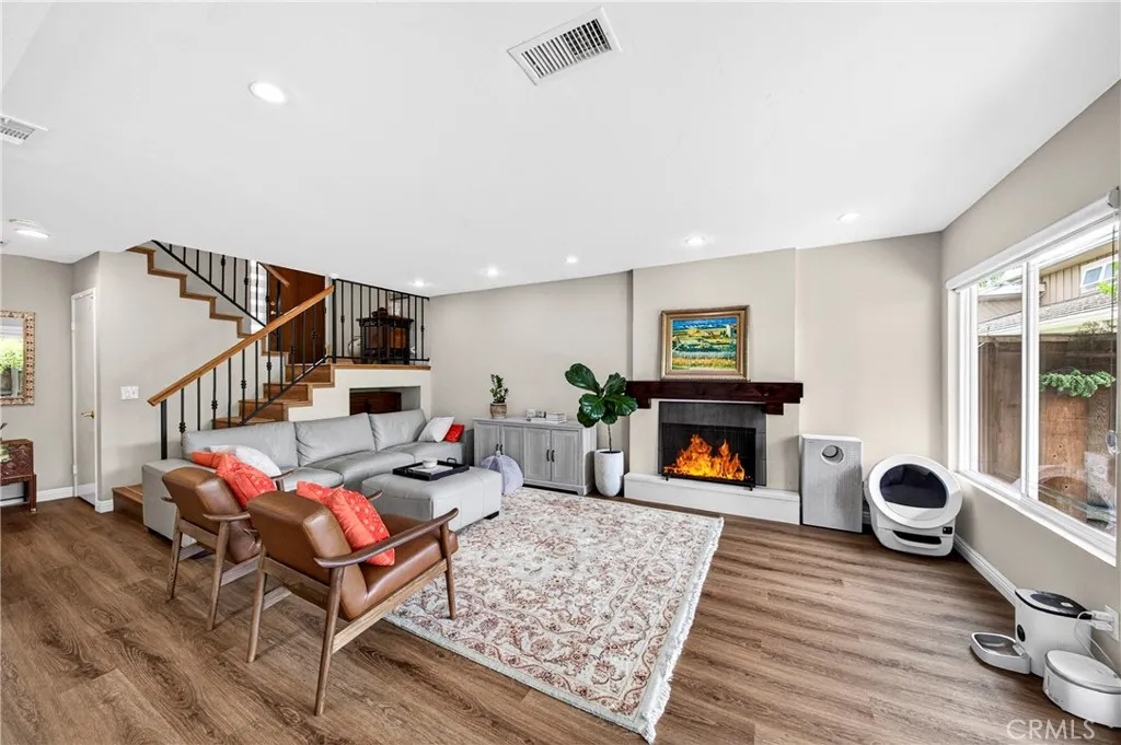 Additional image 11 of 802 W Glenwood Circle, Fullerton, CA 92832