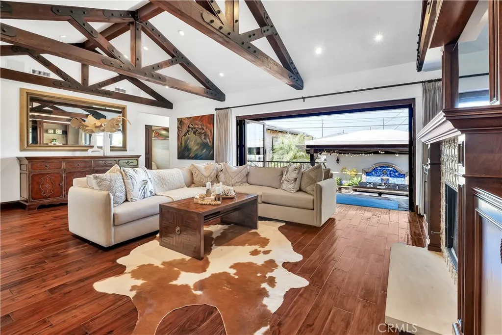 Additional image 8 of 1029 E Acacia Ave, El Segundo, CA 90245
