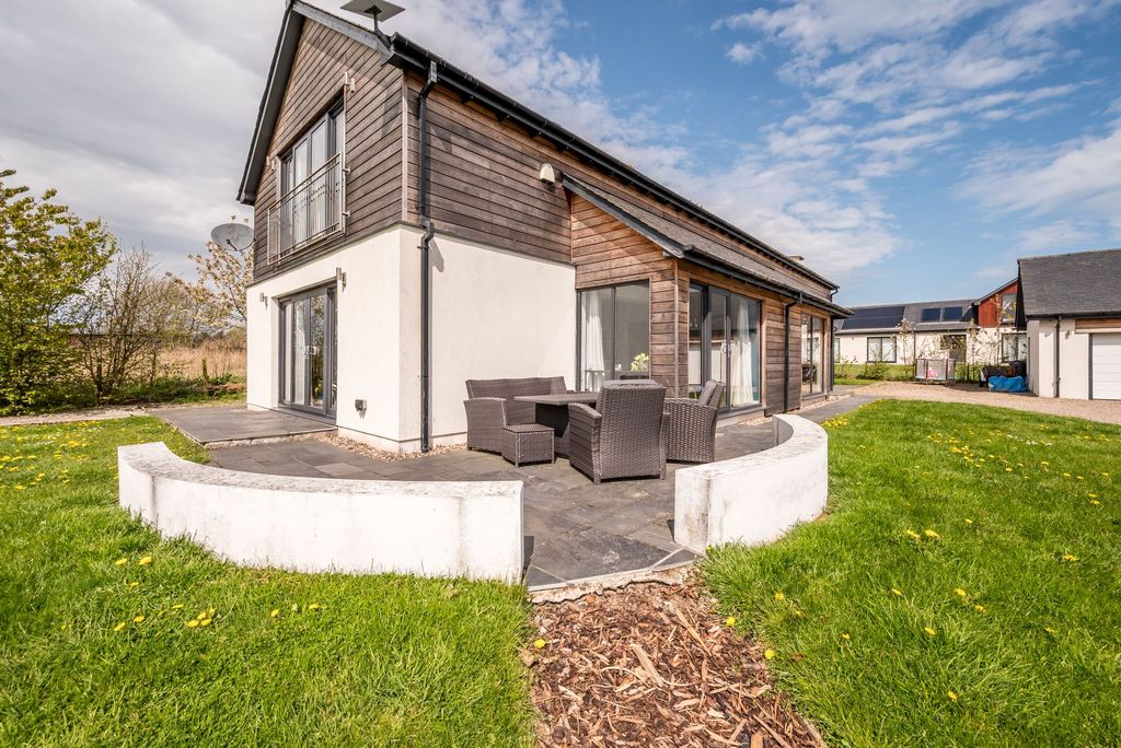 Additional image 28 of 5 bed detached house for sale1 Denside Park, Wellbank, Broughty Ferry DD5