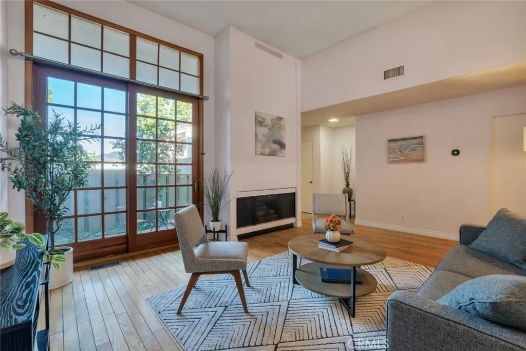 Additional image 34 of 4173 W Sarah Street, Burbank, CA 91505