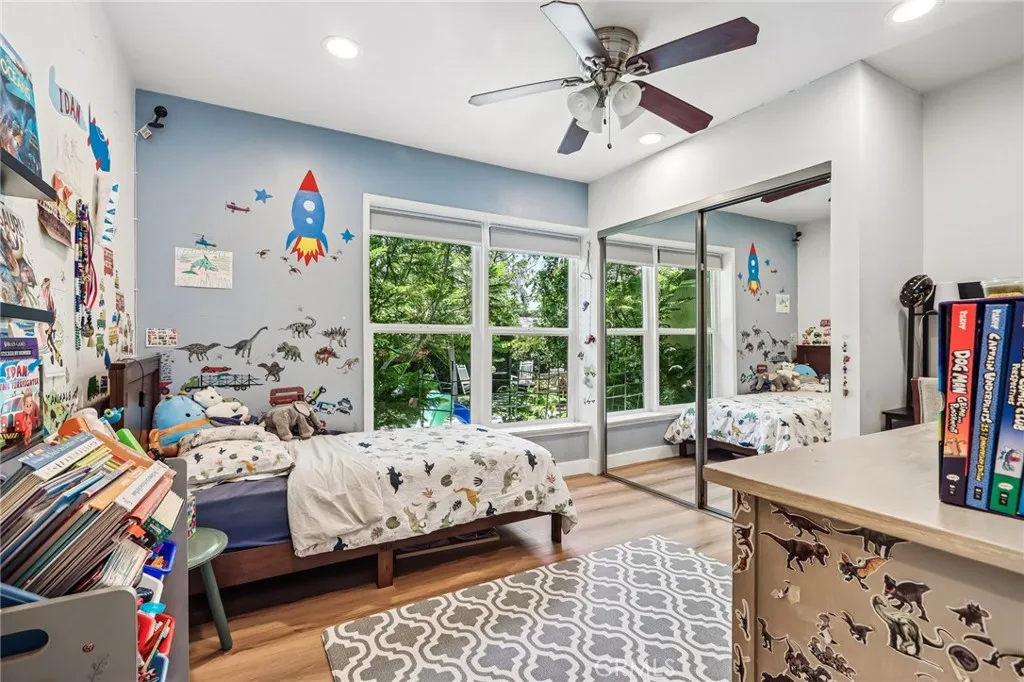 Additional image 20 of 18937 Sylvan Street, Tarzana, CA 91335