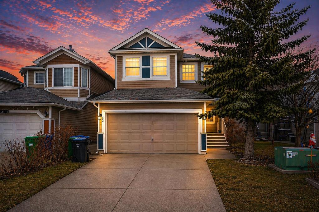 42 Royal Elm Drive NW, Calgary, AB, T3G 5P7