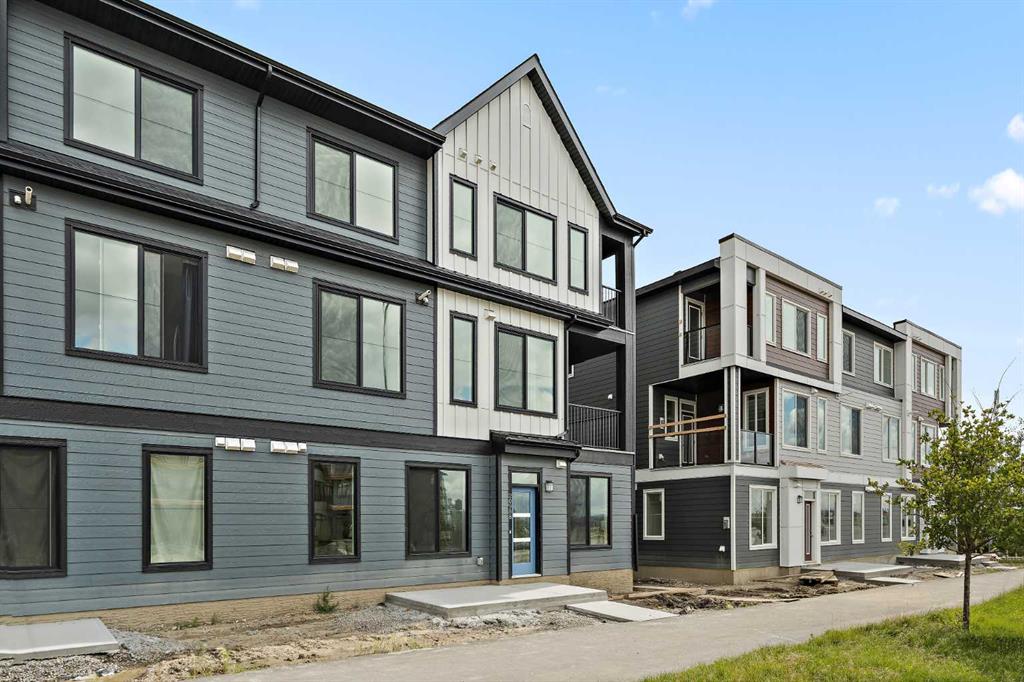 Additional image 2 of 3-20830 Main Street SE, Calgary, AB, T3M 4K3