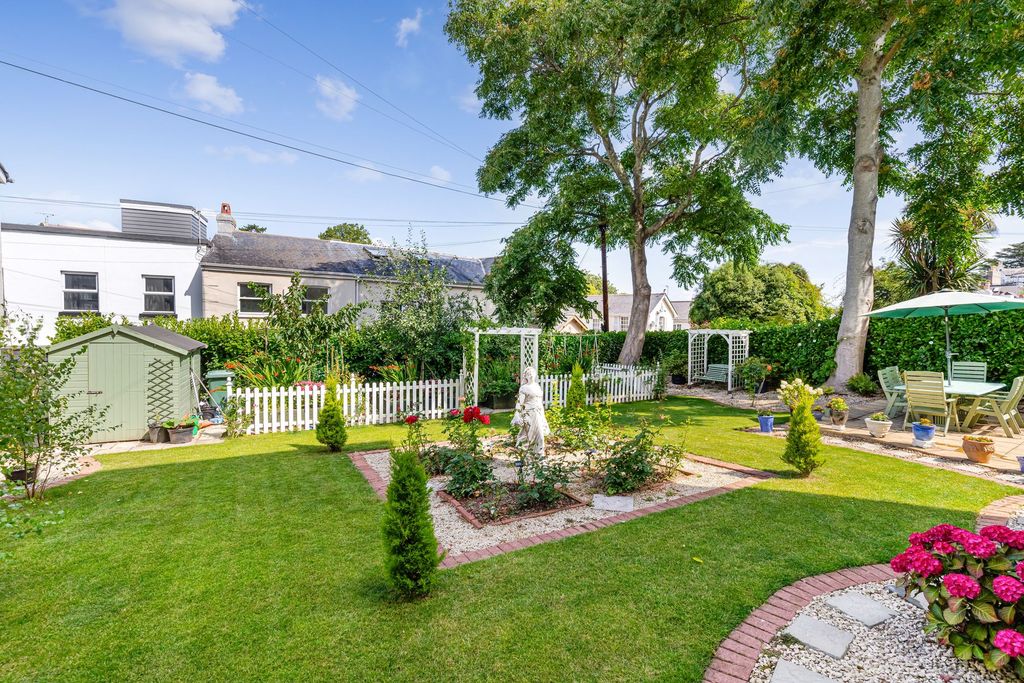 Additional image 2 of 7 bed end terrace house for saleWellswood, Torquay TQ1