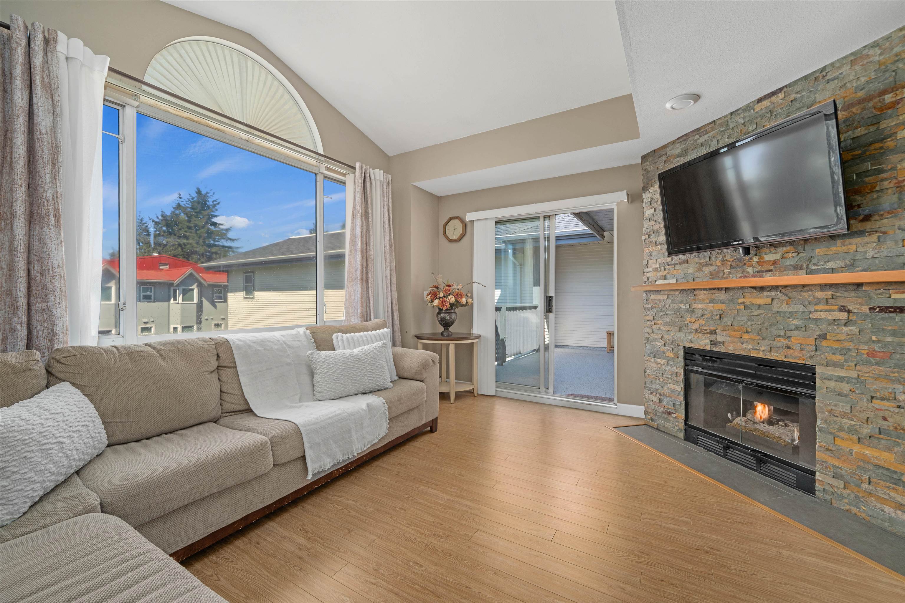 Additional image 3 of 302-19121 Ford Road, Pitt Meadows, BC, V3Y 2N2