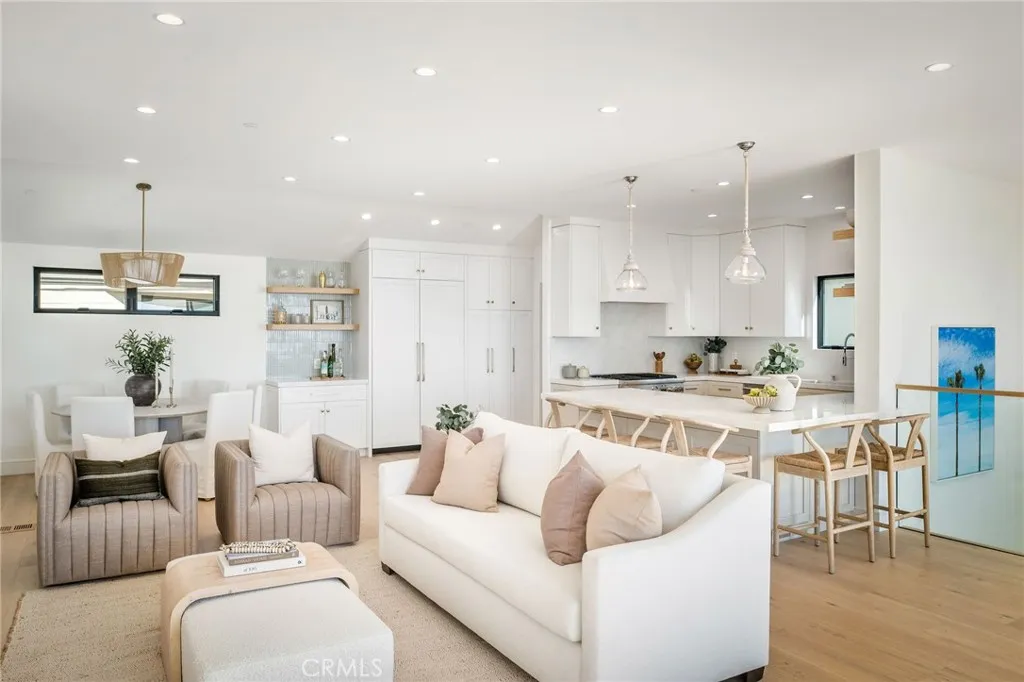 Additional image 22 of 89 Bayview Dr, Manhattan Beach, CA 90266