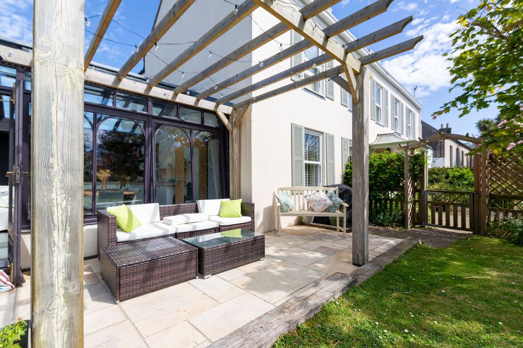 Additional image 43 of 5 bed end terrace house for saleMontrose, St Clement JE2