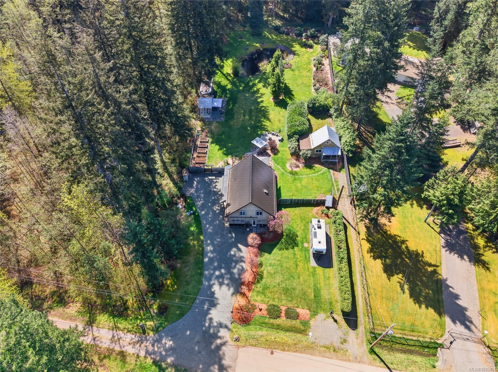 Additional image 3 of 1981 Dzini Road, Black Creek, BC, V9J 1H1