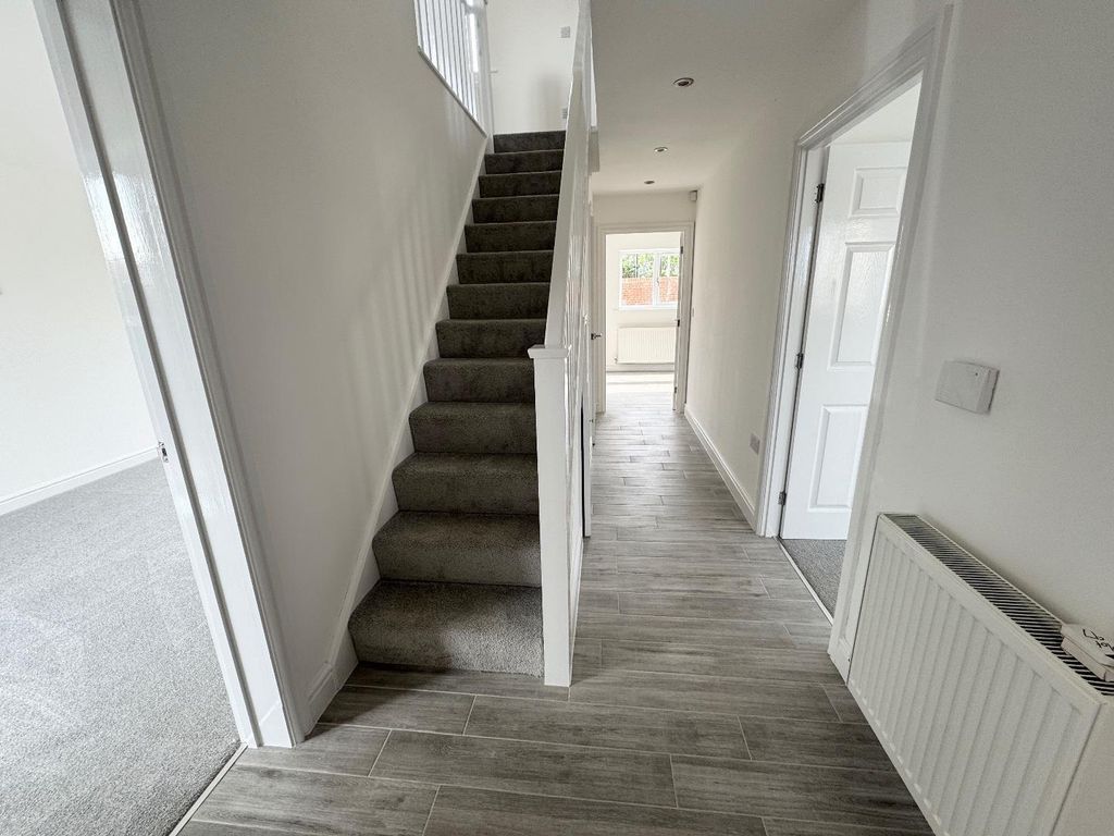 Additional image 2 of 4 bed detached house for saleOld Cemetery Road, Headland, Hartlepool TS24