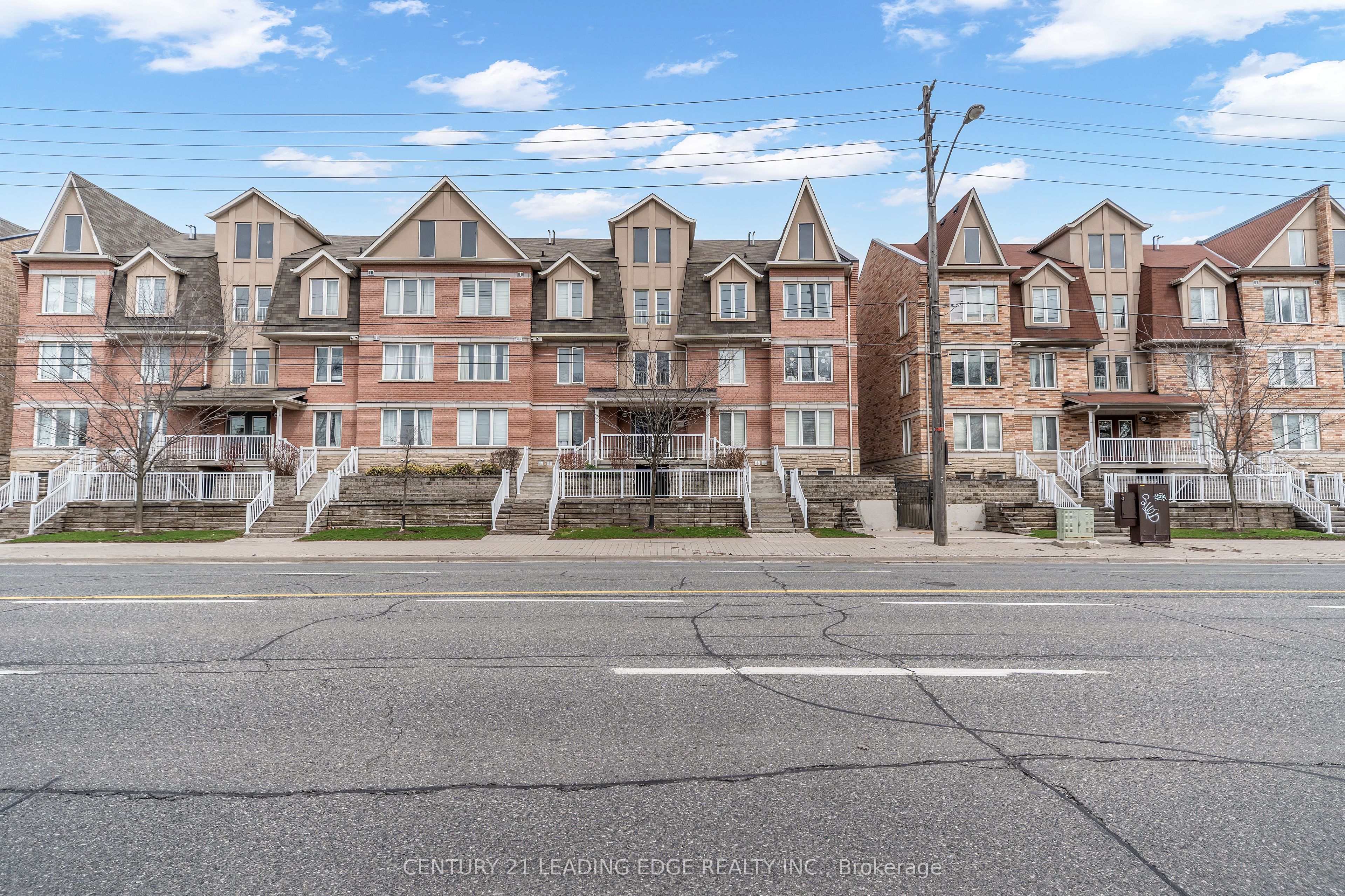53-653A Warden Avenue, Toronto, ON, M1L 0E8