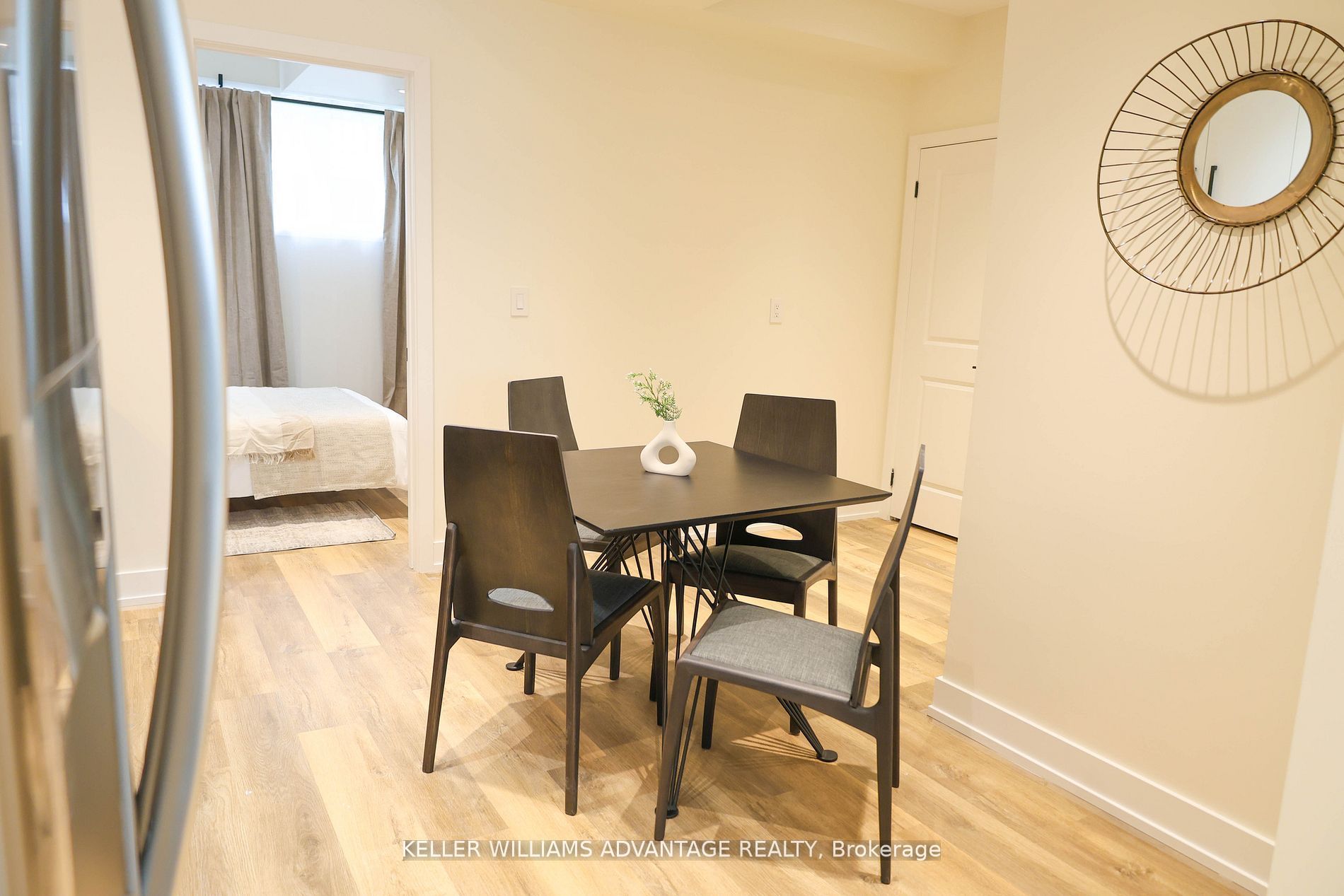 Additional image 5 of Unit 4-12 Batavia Avenue, Toronto, ON, M6N 4A2