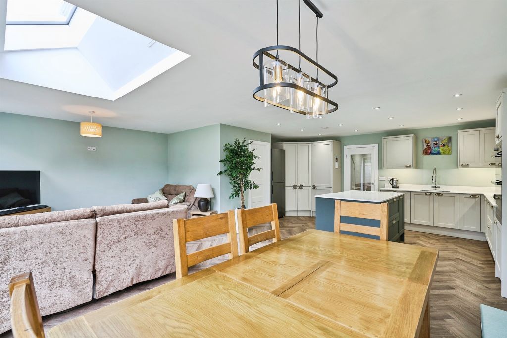 Additional image 5 of 4 bed detached house for saleBrookfield Way, Tipton DY4