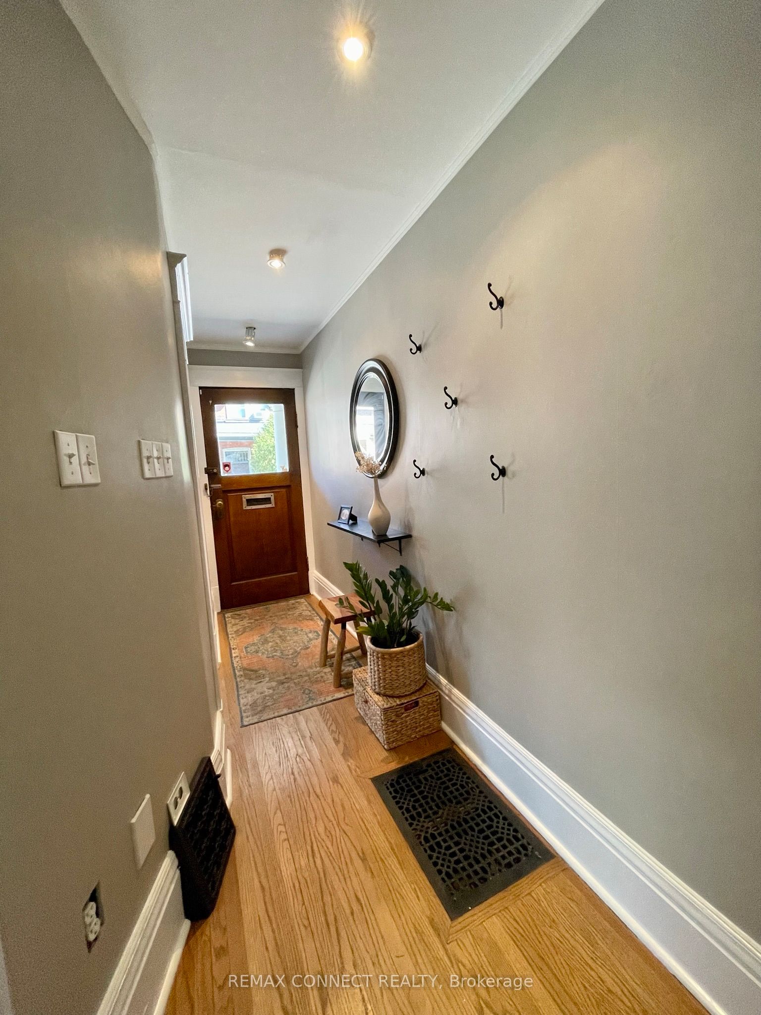 Additional image 2 of Main-264 Sterling Road, Toronto, ON, M6R 2B9