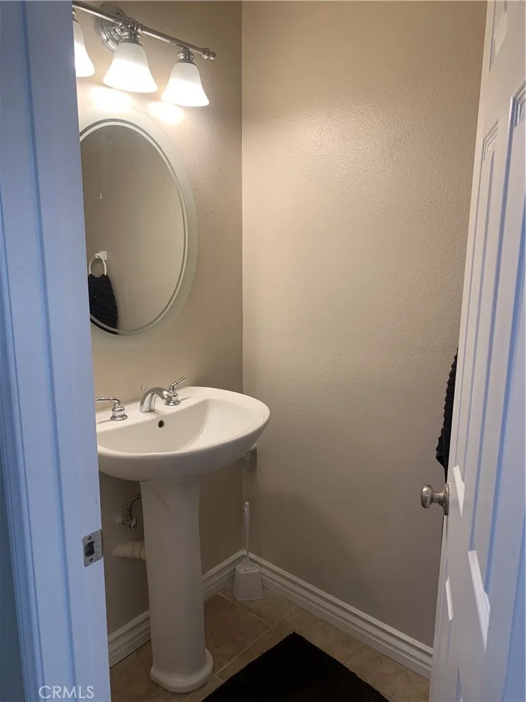 Additional image 29 of 2964 E 60th Pl, Huntington Park, CA 90255