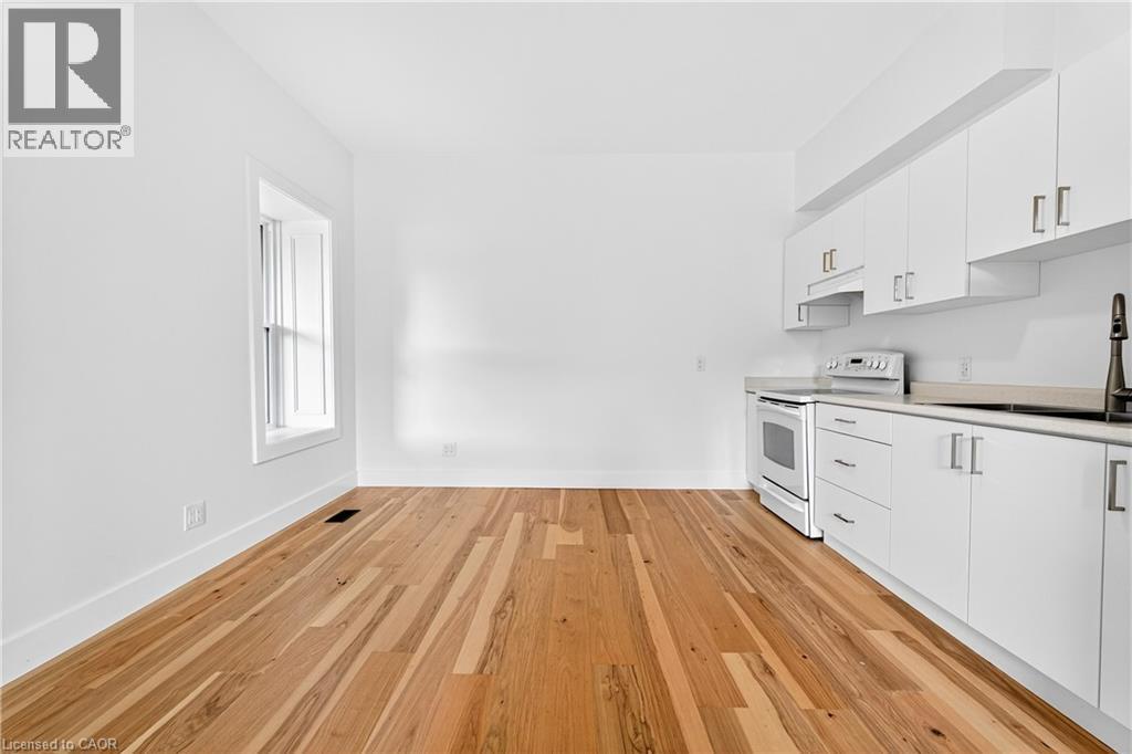70 Ainslie Street South, Cambridge, ON, N1R3K5 photo 5
