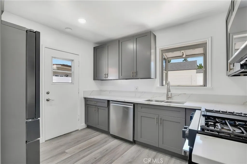 Additional image 36 of 18234 Sugarman Street, Tarzana, CA 91356