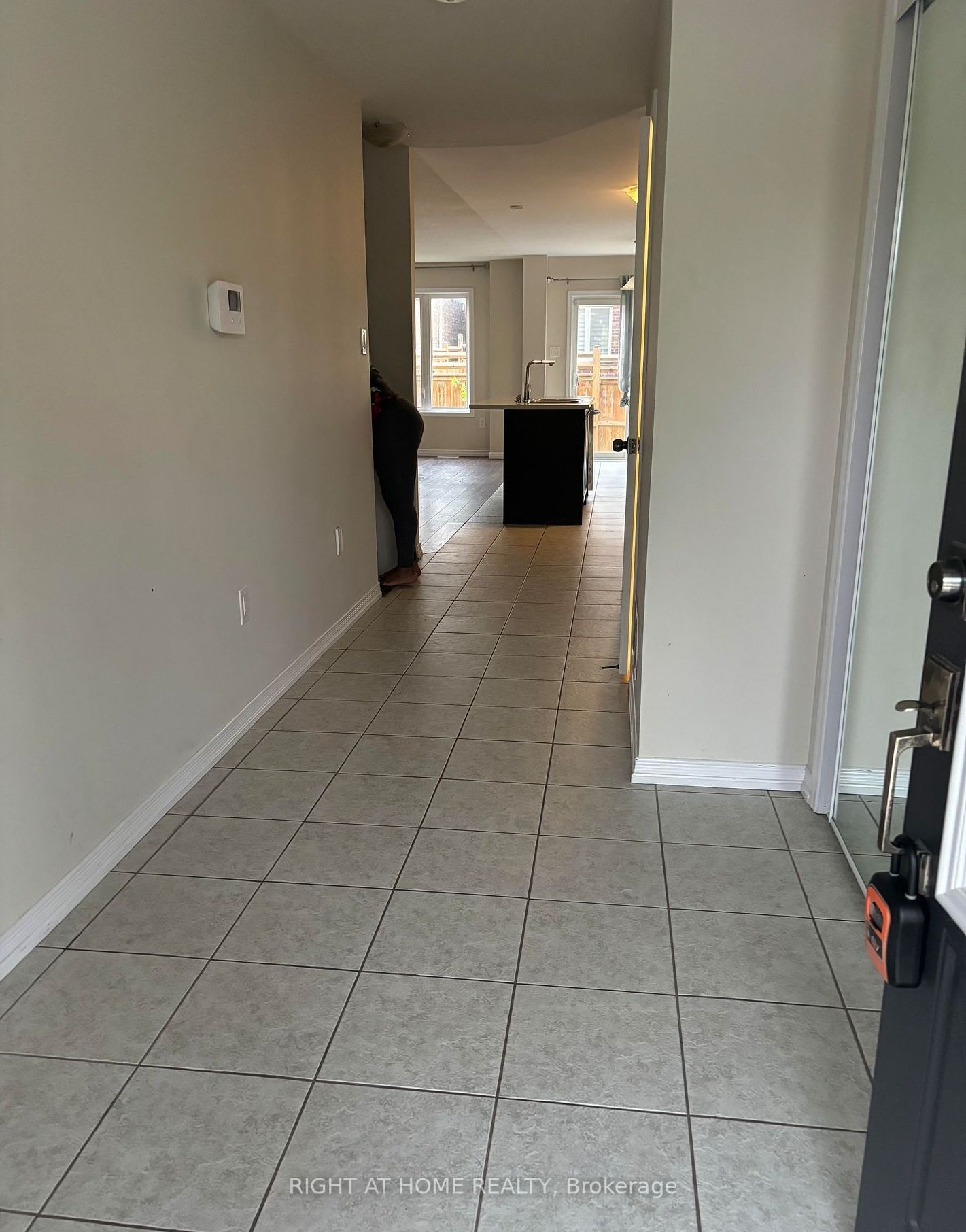 7761 White Pine Crescent, Niagara Falls, ON, L2H 3R4 photo 2