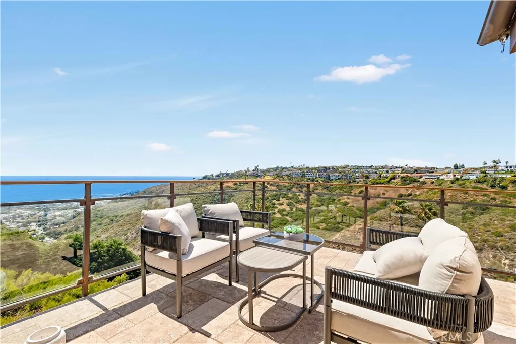 Additional image 106 of 1992 San Remo Dr, Laguna Beach, CA 92651