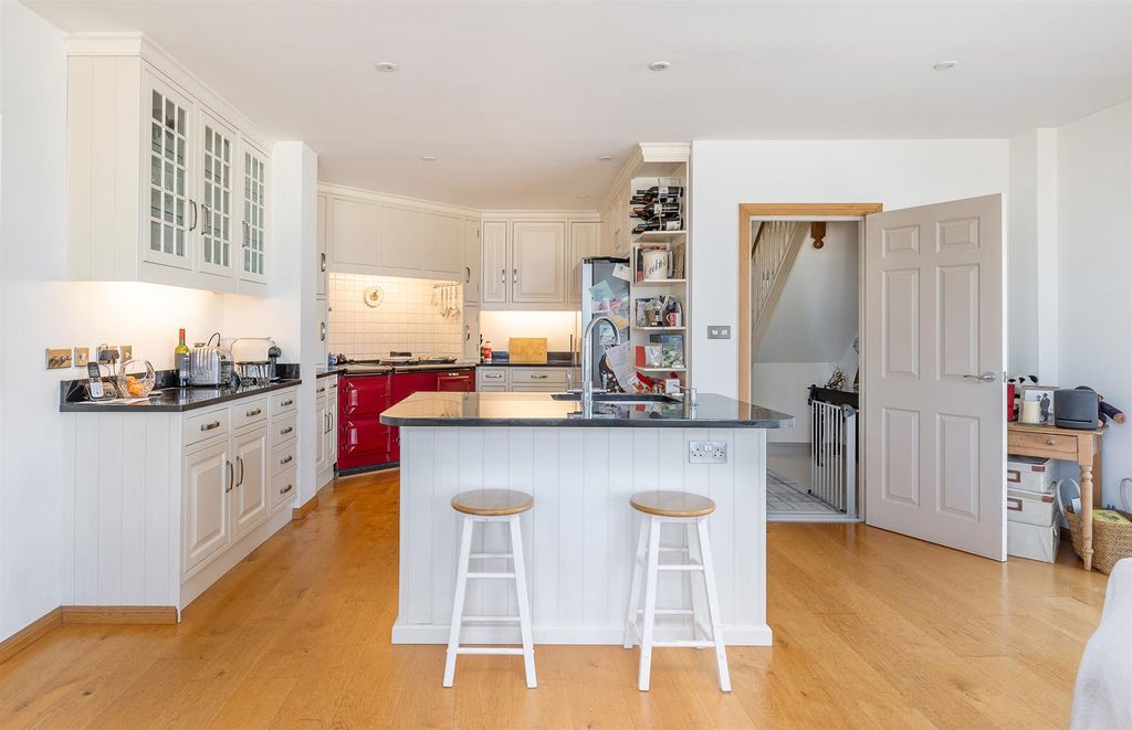 Additional image 6 of 5 bed detached house for saleGodshill, Isle Of Wight PO38