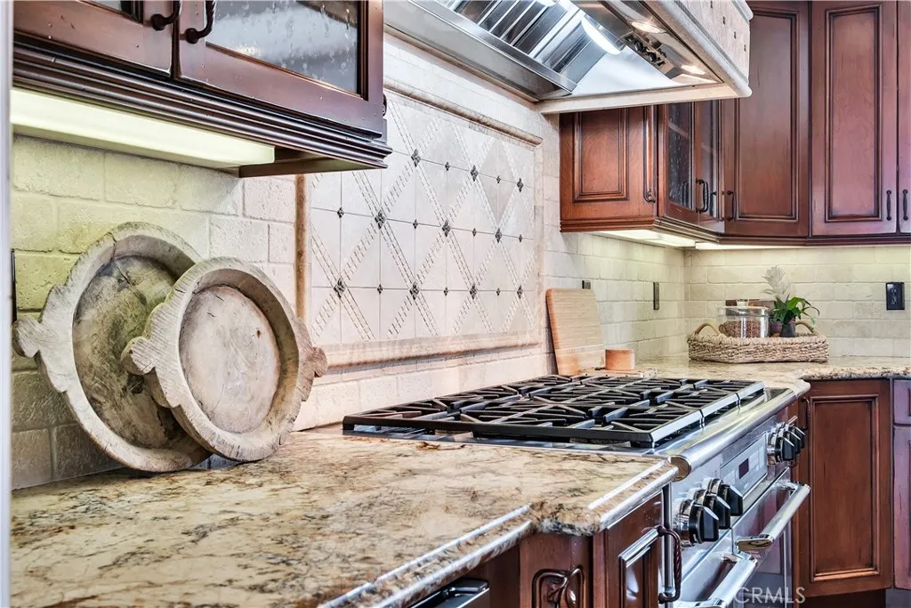 Additional image 88 of 1029 E Acacia Ave, El Segundo, CA 90245