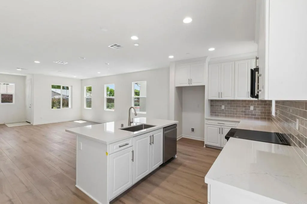 Additional image 42 of 711 Kingbird Loop, Oceanside, CA 92058